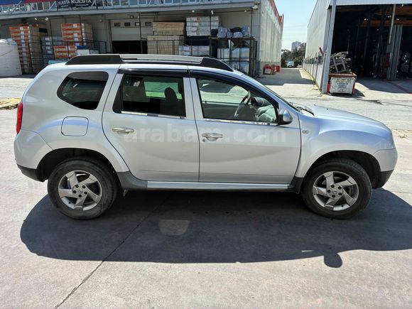 Sahibinden Dacia Duster 1.5 dCi Laureate 2013 Model 