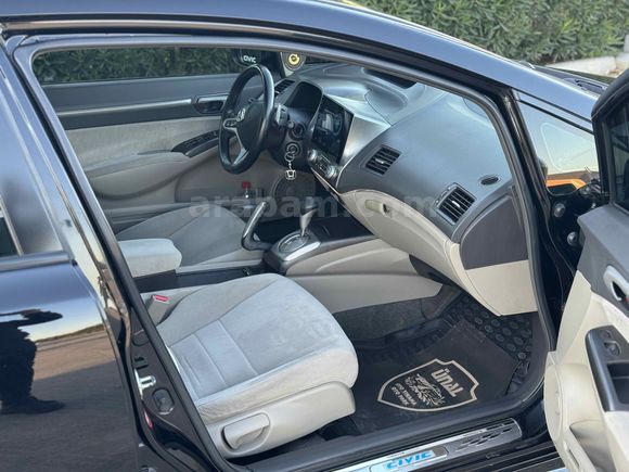 Sahibinden Honda Civic 1.6i VTEC Elegance 2011 Model 