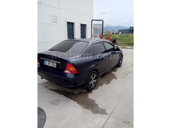 Sahibinden Ford Focus 1.6 Ghia 2004 Model