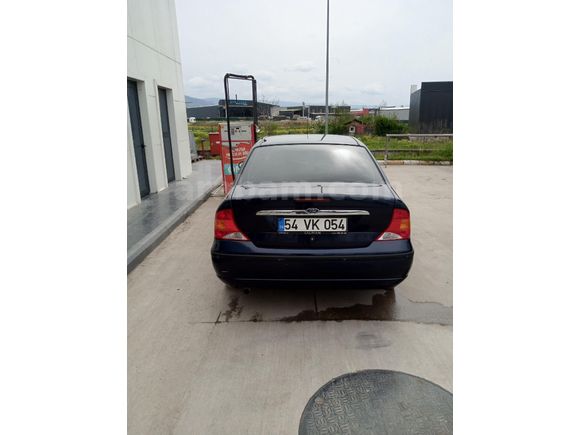 Sahibinden Ford Focus 1.6 Ghia 2004 Model
