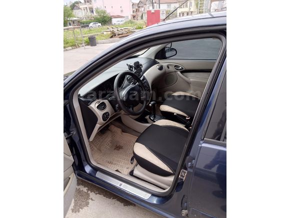Sahibinden Ford Focus 1.6 Ghia 2004 Model