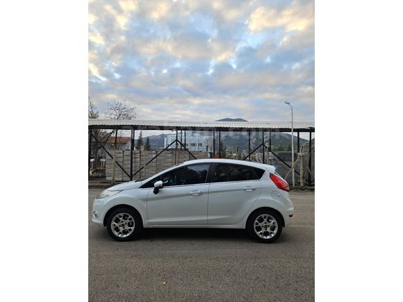 Sahibinden Ford Fiesta 1.4 Titanium 2012 Model