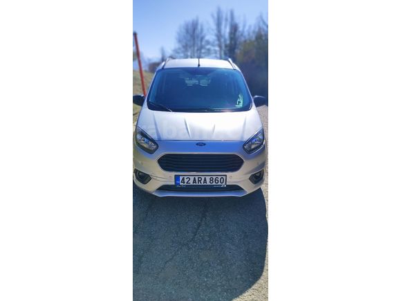Sahibinden Ford Tourneo Courier 1.5 TDCi Titanium Plus 2022 Model