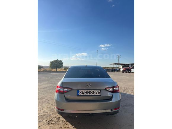 Sahibinden Skoda SuperB 1.6 TDI Style 2018 Model