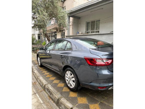 Sahibinden Renault Megane 1.3 TCe Touch 2024 Model