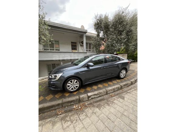 Sahibinden Renault Megane 1.3 TCe Touch 2024 Model