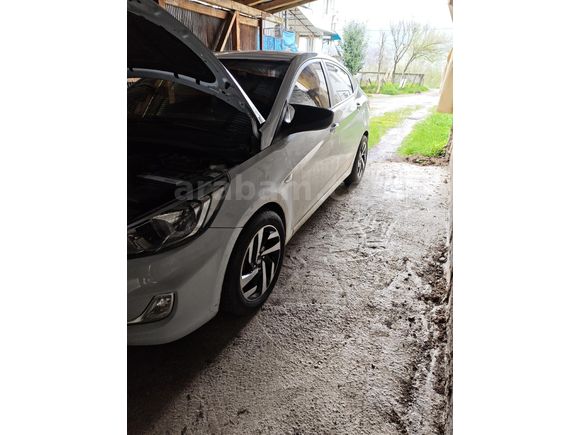 Sahibinden Hyundai Accent Blue 1.6 CRDI Mode Plus 2018 Model
