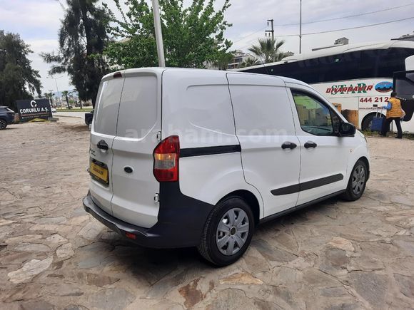 Galeriden Ford Transit Courier 1.5 TDCi Trend 2021 Model İzmir