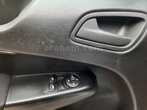 Galeriden Ford Transit Courier 1.5 TDCi Trend 2021 Model İzmir