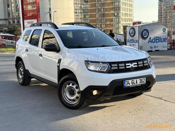 YENİ LOGO 2022 MODEL DUSTER 1.3 TCe ESSENTIAL 4X4 NAVI G.GÖRÜŞ