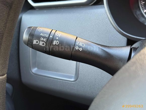YENİ LOGO 2022 MODEL DUSTER 1.3 TCe ESSENTIAL 4X4 NAVI G.GÖRÜŞ