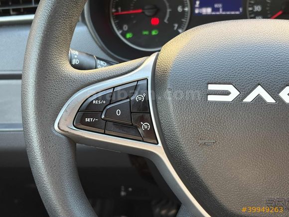 YENİ LOGO 2022 MODEL DUSTER 1.3 TCe ESSENTIAL 4X4 NAVI G.GÖRÜŞ