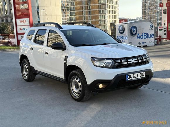 YENİ LOGO 2022 MODEL DUSTER 1.3 TCe ESSENTIAL 4X4 NAVI G.GÖRÜŞ