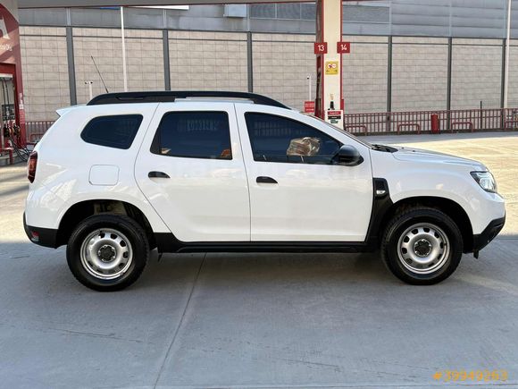 YENİ LOGO 2022 MODEL DUSTER 1.3 TCe ESSENTIAL 4X4 NAVI G.GÖRÜŞ
