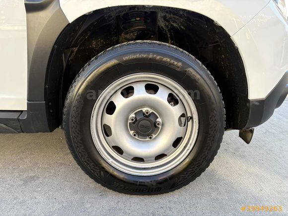 YENİ LOGO 2022 MODEL DUSTER 1.3 TCe ESSENTIAL 4X4 NAVI G.GÖRÜŞ