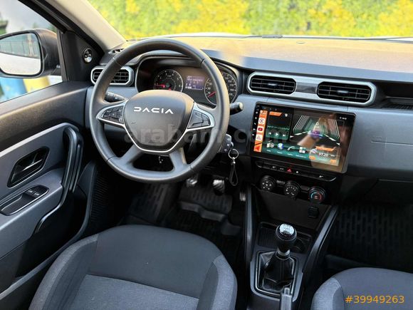 YENİ LOGO 2022 MODEL DUSTER 1.3 TCe ESSENTIAL 4X4 NAVI G.GÖRÜŞ