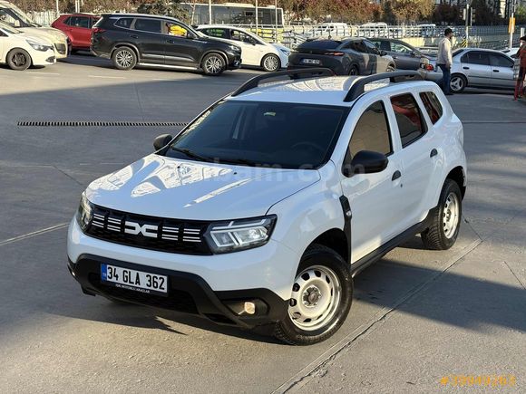 YENİ LOGO 2022 MODEL DUSTER 1.3 TCe ESSENTIAL 4X4 NAVI G.GÖRÜŞ
