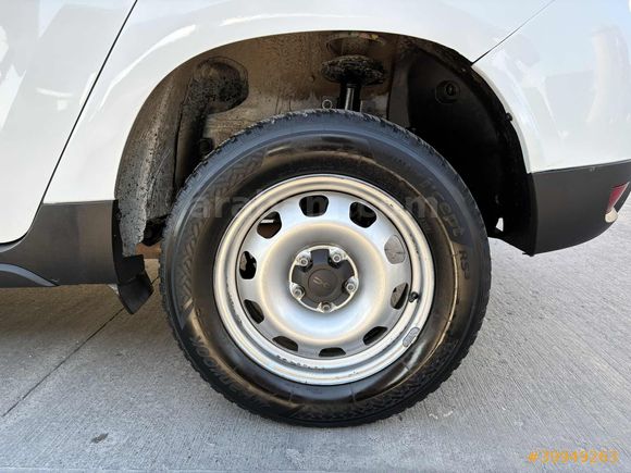 YENİ LOGO 2022 MODEL DUSTER 1.3 TCe ESSENTIAL 4X4 NAVI G.GÖRÜŞ