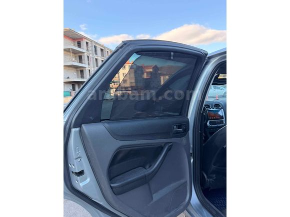 Sahibinden Ford Focus 1.6 Ghia 2006 Model 
