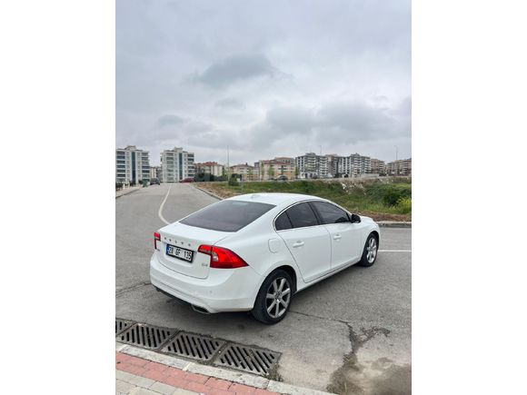 Sahibinden Volvo S60 2.0 D Advance 2017 Model  68.000 km Beyaz