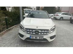 Sahibinden Mercedes - Benz GLA 180 D AMG  İMZALI SERİ