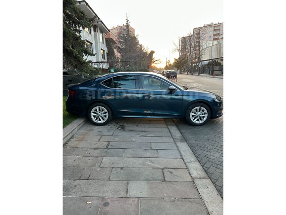 *2023 Çıkışlı*Geri Görüş Kameralı*21.Bin KM*1.5 e-Tec Premium*