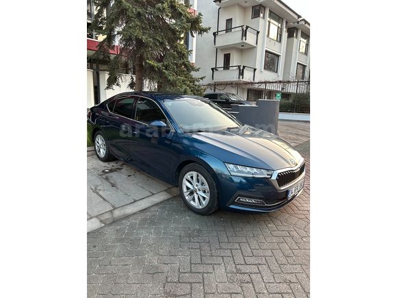 *2023 Çıkışlı*Geri Görüş Kameralı*21.Bin KM*1.5 e-Tec Premium*