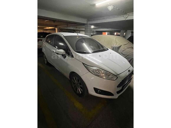 İLK Sahibinden Ford Fiesta 1.5 TDCi Titanium 2015 Model 