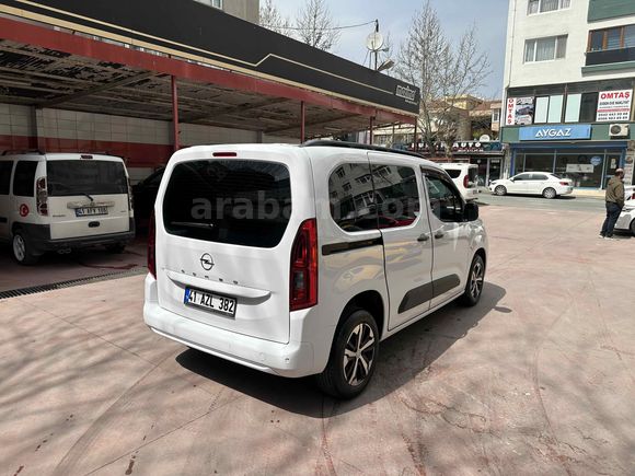 Sahibinden Opel Combo 1.5 CDTI Essential 2025 Model 