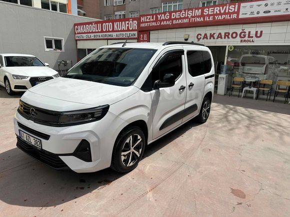 Sahibinden Opel Combo 1.5 CDTI Essential 2025 Model 