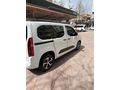 Sahibinden Opel Combo 1.5 CDTI Essential 2025 Model 