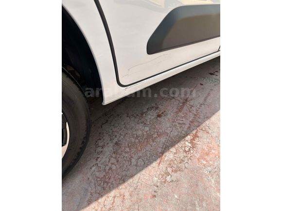 Sahibinden Opel Combo 1.5 CDTI Essential 2025 Model 