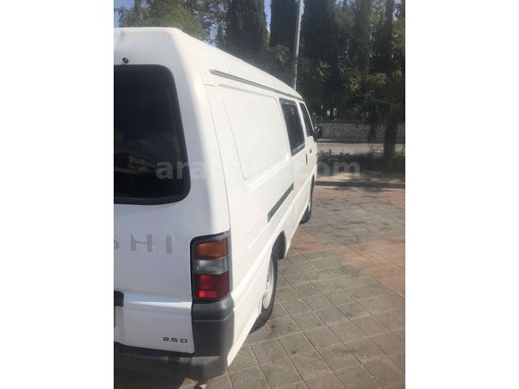 Sahibinden Mitsubishi L 300 Camlı Van 1995 Model Bursa