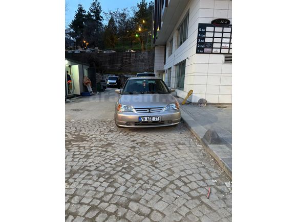 Sahibinden Honda Civic 1.6i VTEC LS 2002 Model