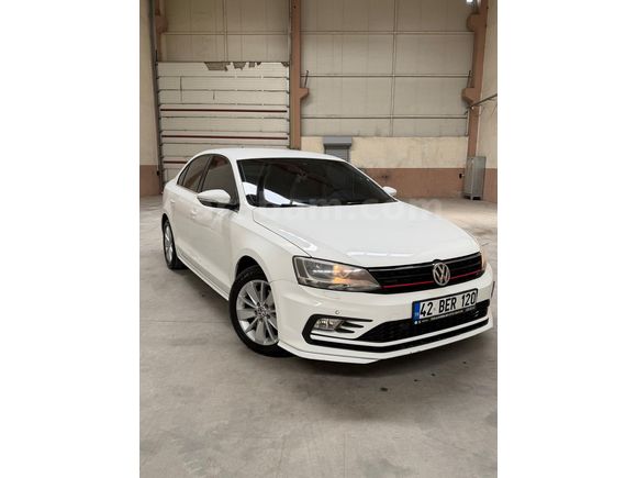DEĞİŞENSİZ VW Jetta 1.2 TSi BlueMotion Comfortline 2015 Model 2016 çıkışlı.
