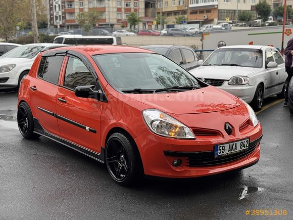 ALMER MOTOR'S DAN EMSALSİZ TEMİZLİKTE DOLU DOLU CLİO