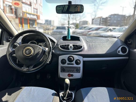 ALMER MOTORS'DAN FIRSATT CLİO 3 HATCBEK