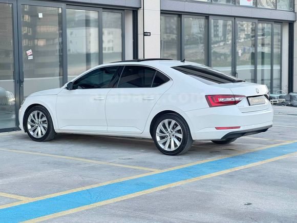 2016 SUPERB 1.6 TDI PRESTİGE CAM TAVAN 104 BİN'DE EMSALSİZ +