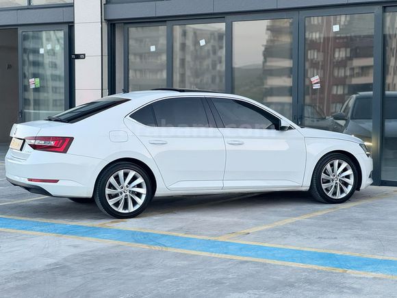 2016 SUPERB 1.6 TDI PRESTİGE CAM TAVAN 104 BİN'DE EMSALSİZ +