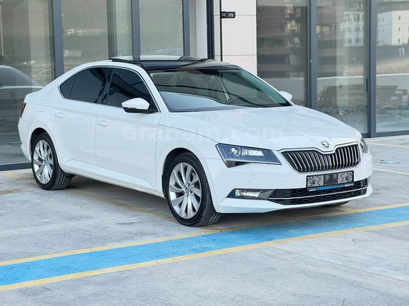 2016 SUPERB 1.6 TDI PRESTİGE CAM TAVAN 104 BİN'DE EMSALSİZ +