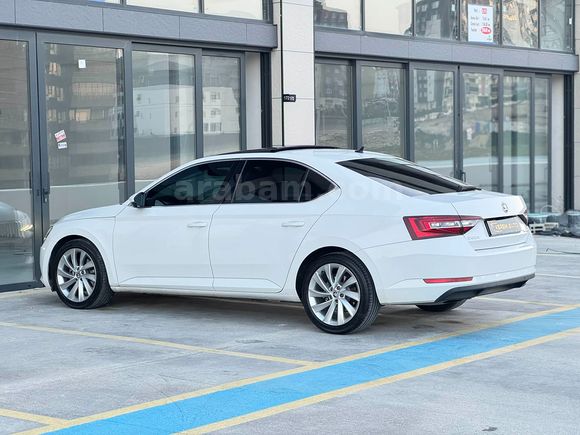 2016 SUPERB 1.6 TDI PRESTİGE CAM TAVAN 104 BİN'DE EMSALSİZ +