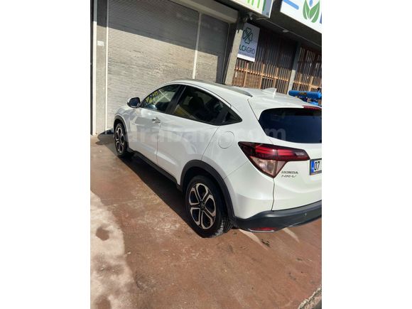 Sahibinden Honda HR-V 1.5 i-VTEC Executive 2017 Model 