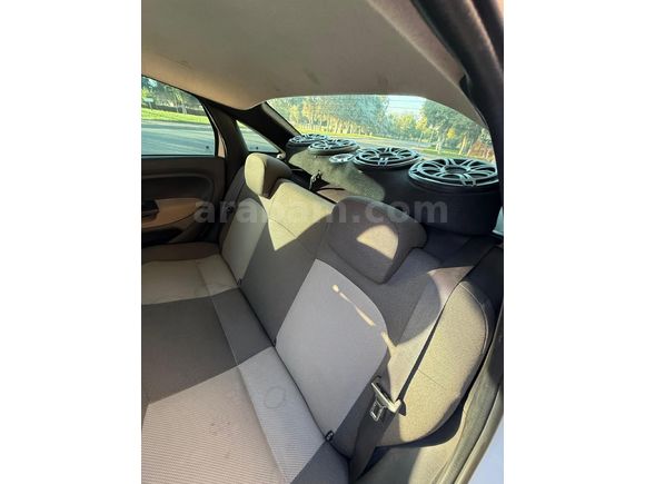 Sahibinden Fiat Linea 1.3 Multijet Active Plus 2013 Model  216.000 km Beyaz