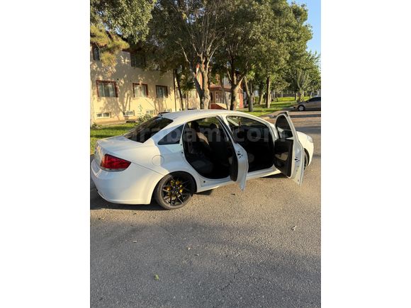 Sahibinden Fiat Linea 1.3 Multijet Active Plus 2013 Model  216.000 km Beyaz