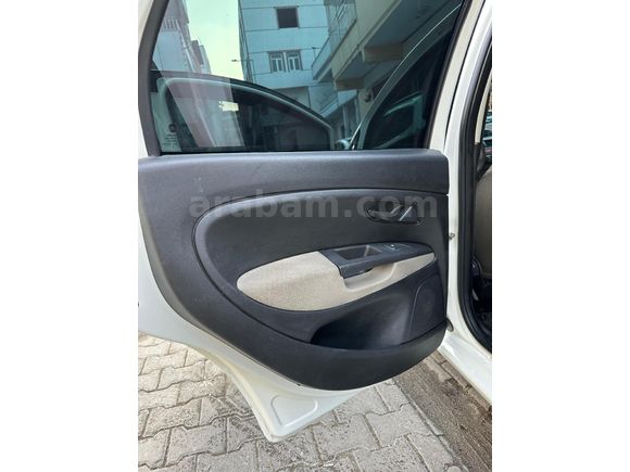 Sahibinden Fiat Linea 1.3 Multijet Active Plus 2013 Model  216.000 km Beyaz