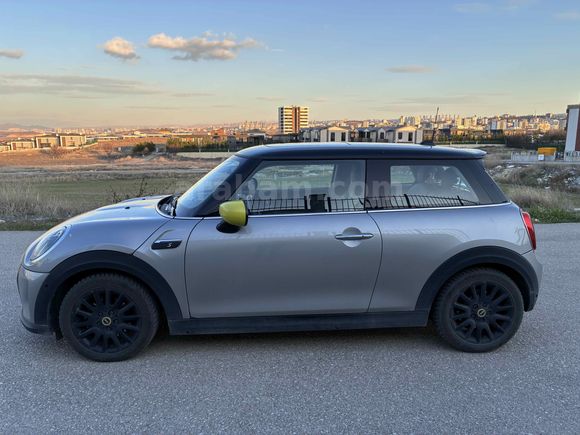 Sahibinden Mini Cooper SE 2023 Model 