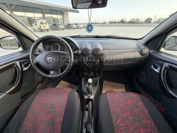 Galeriden Dacia Duster 1.5 dCi Laureate 2012 Model Aydın