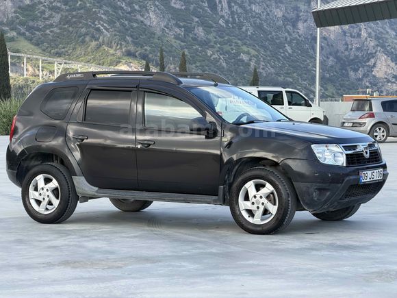 Galeriden Dacia Duster 1.5 dCi Laureate 2012 Model Aydın