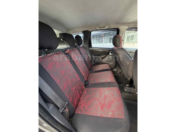 Galeriden Dacia Duster 1.5 dCi Laureate 2012 Model Aydın
