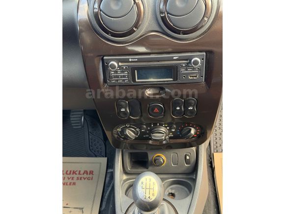 Galeriden Dacia Duster 1.5 dCi Laureate 2012 Model Aydın